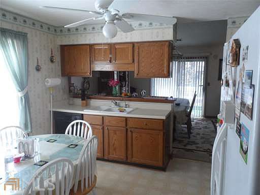 2nd image of 1294 Shelton Way