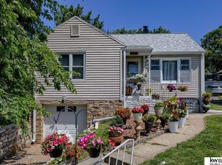 1332 Jefferson St, Omaha, NE 68107