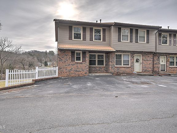 2nd image of 1476 Highway 126 APT A1