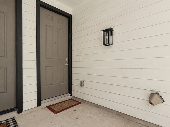 3rd image of 2116 Shea Rd Unit 103