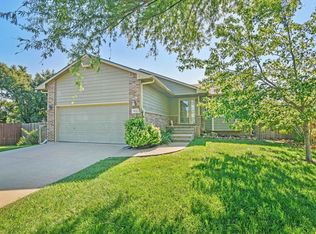 5122 N Blackhawk St, Wichita, KS 67219