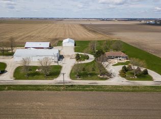 9611 N 1700 East Rd, Chenoa, IL 61726