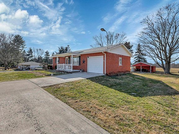 3rd image of 4315 Brook Rd NW