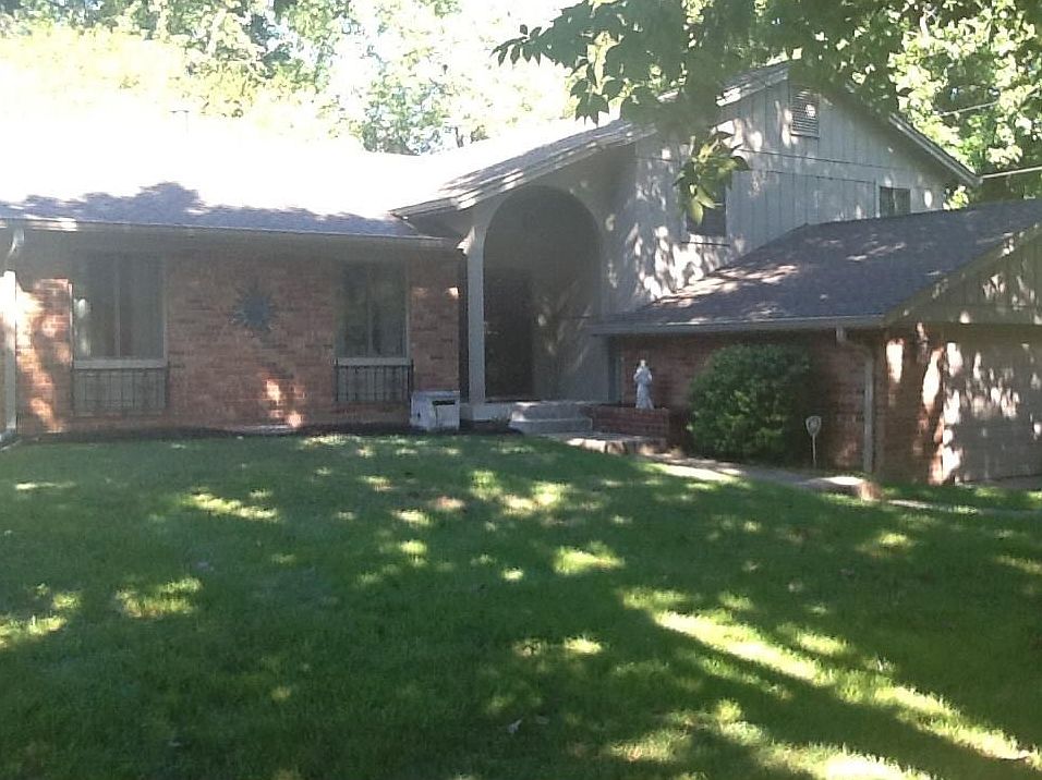 1st image of 5890 N Olney St