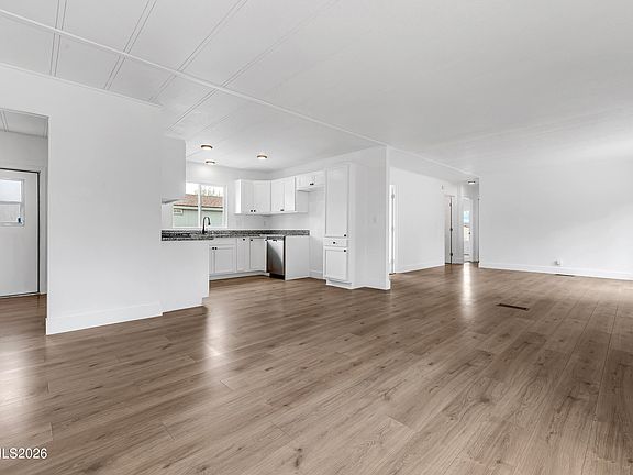 3rd image of 515 Budger Way