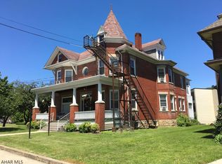 233 E Pitt St, Bedford, PA 15522