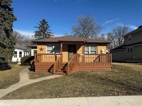 1322 Main Ave, Clear Lake, IA 50428