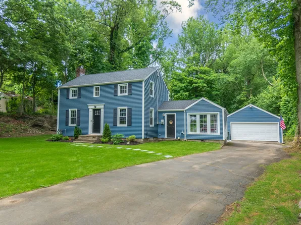 141 Cedarhurst Lane, Milford, CT 06461