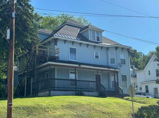 30 Eastern Ave, Barre, VT 05641