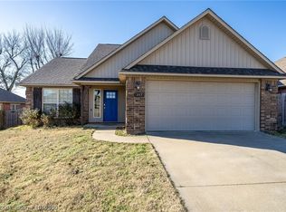 317 Skagway Ln, Barling, AR 72923