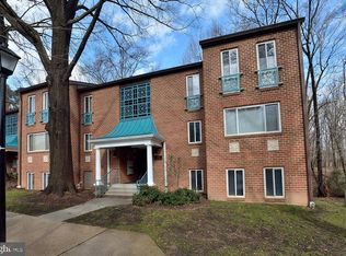 11816 Breton Ct APT 1A, Reston, VA 20191