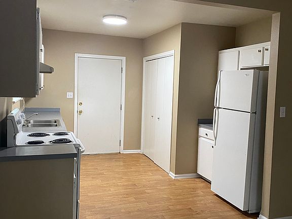 3rd image of 3509 Louisiana Ave