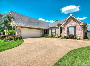 10022 Somerset Ln, Shreveport, LA 71106