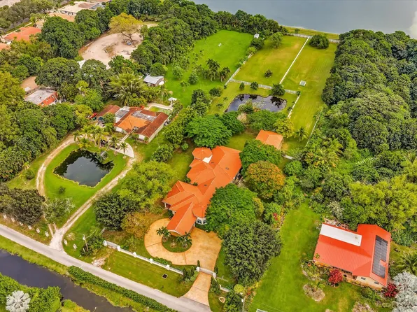 5290 SW 130th Avenue, Southwest Ranches, FL 33330
