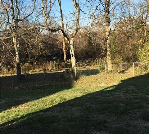 3rd image of 3189 Arrow Ln