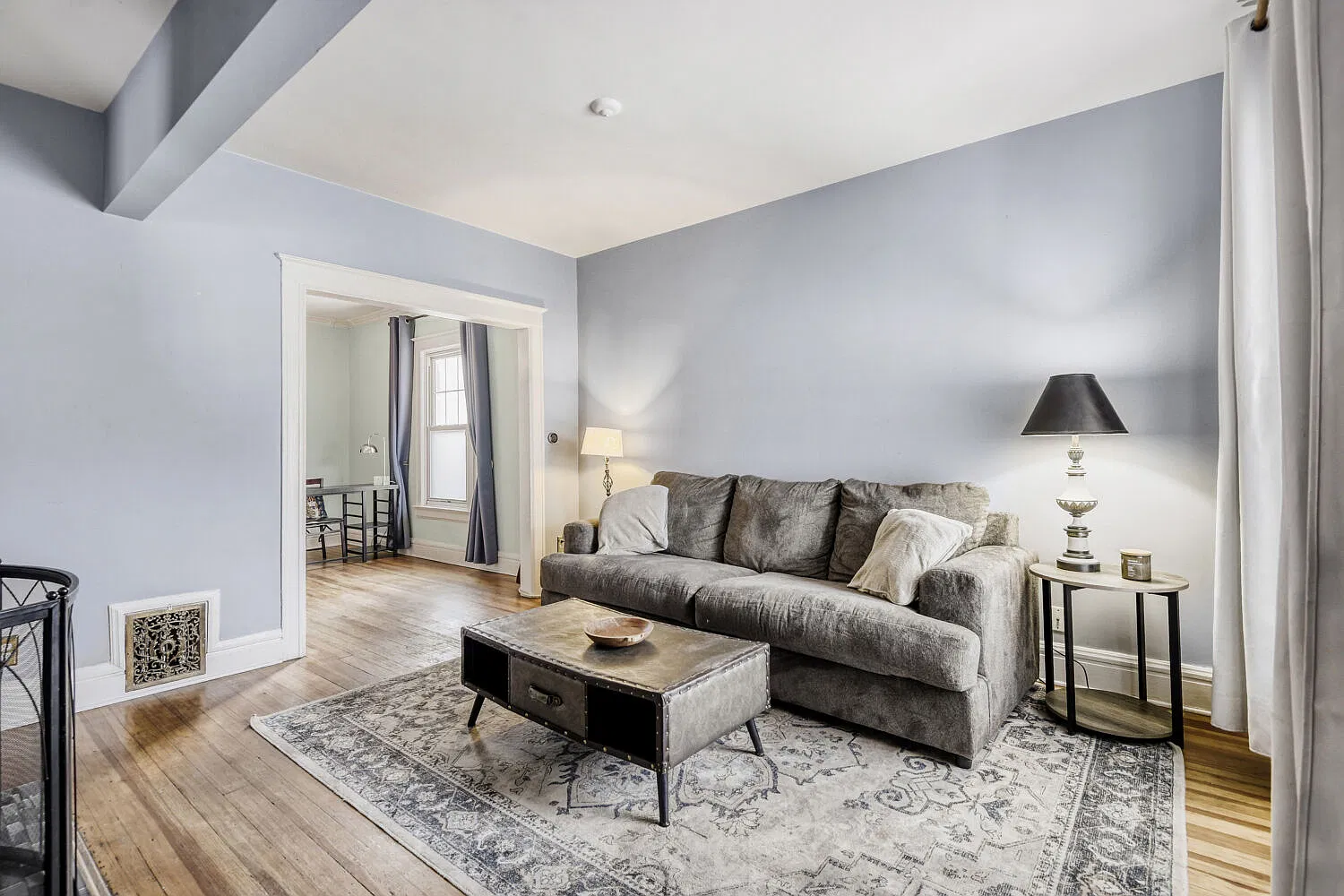 1 bed, 1096 sqft, $2,400 — Photo 4
