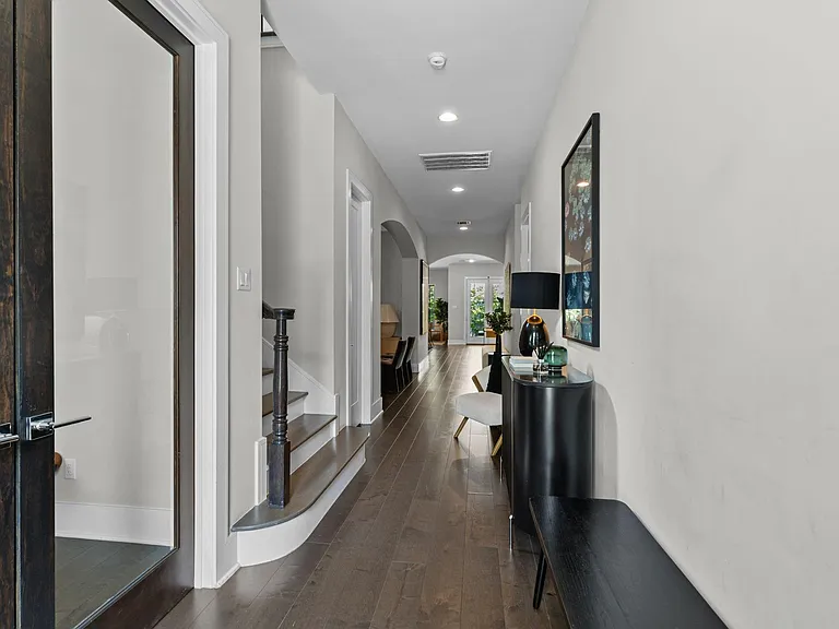2518 Southgate Blvd — Photo 5