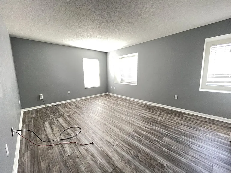 9944 Chorlton Cir — Photo 7