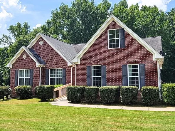371 Summit Chase Dr, Jefferson, GA 30549