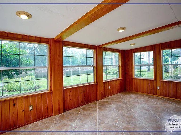 1351 Monarch Cir — Photo 13