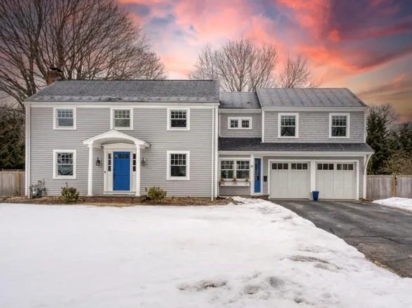 51 Hawthorne Ave, Barrington, RI 02806