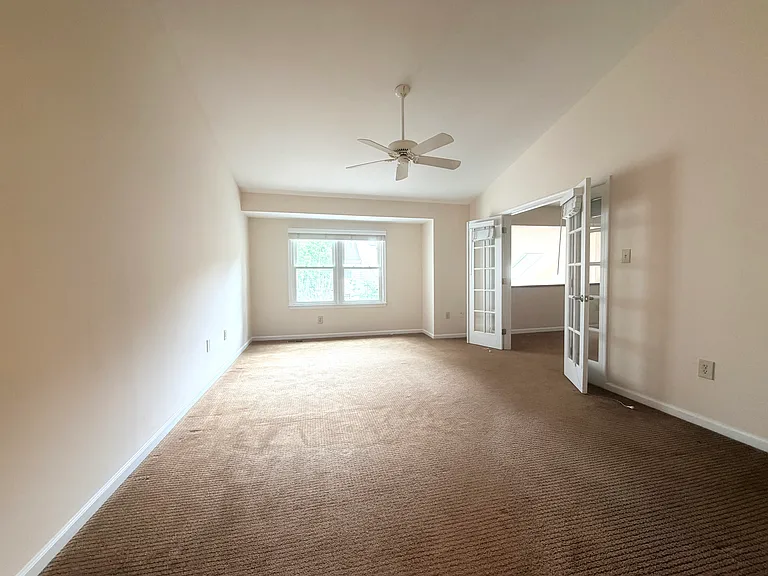 7418 Crestberry Ln — Photo 31