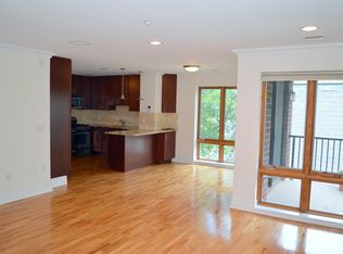 28 Meadow Rd, Rutherford, NJ 07070