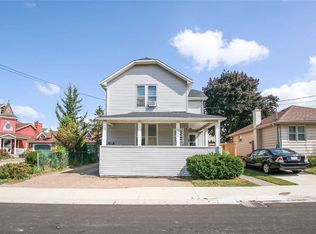 4908 Saint Lawrence Ave, Niagara Falls, ON L2E3Y3