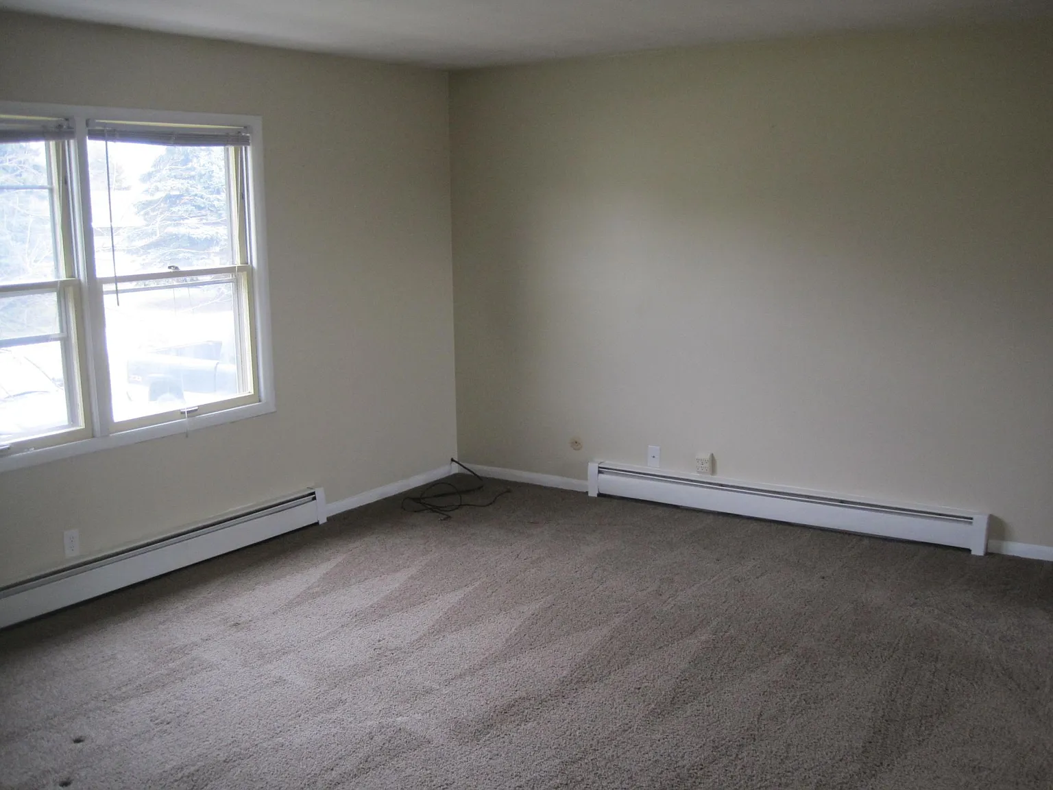 1962 Sunnymede Ln — Photo 4