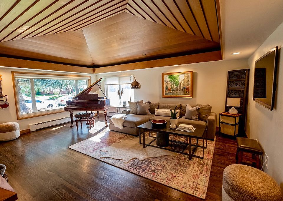 Family Room...