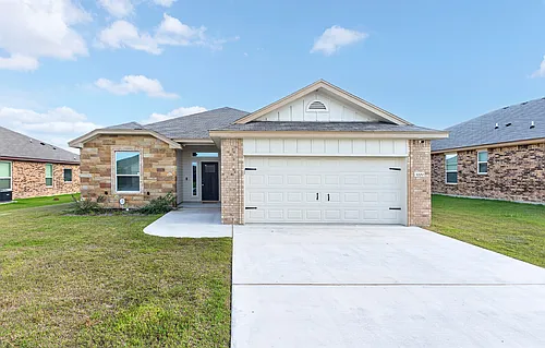 3200 Gryffindor Ln Photo 1