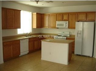 8037 Diamond Gorge Rd, Las Vegas, NV 89178