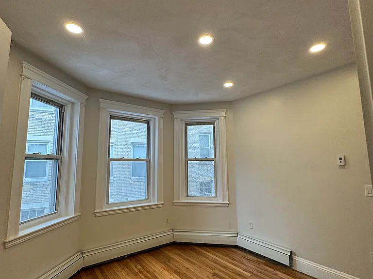 109 Strathmore Rd #11 — Photo 13