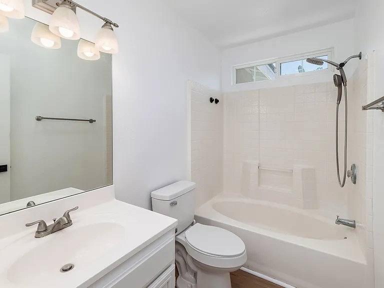 477 Calle Elegante — Photo 14