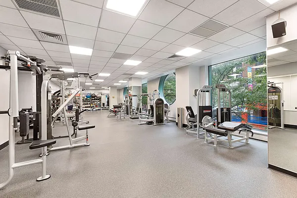 Rented by Mizner Capital Realty | media 27