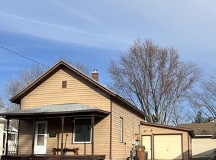 827 3rd St, Stevens Point, WI 54481