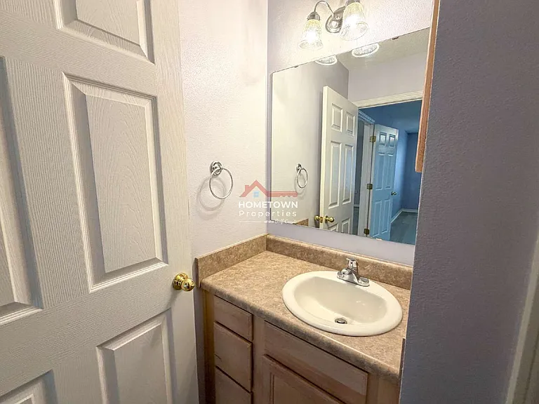 8005 Stonebrook Dr — Photo 15