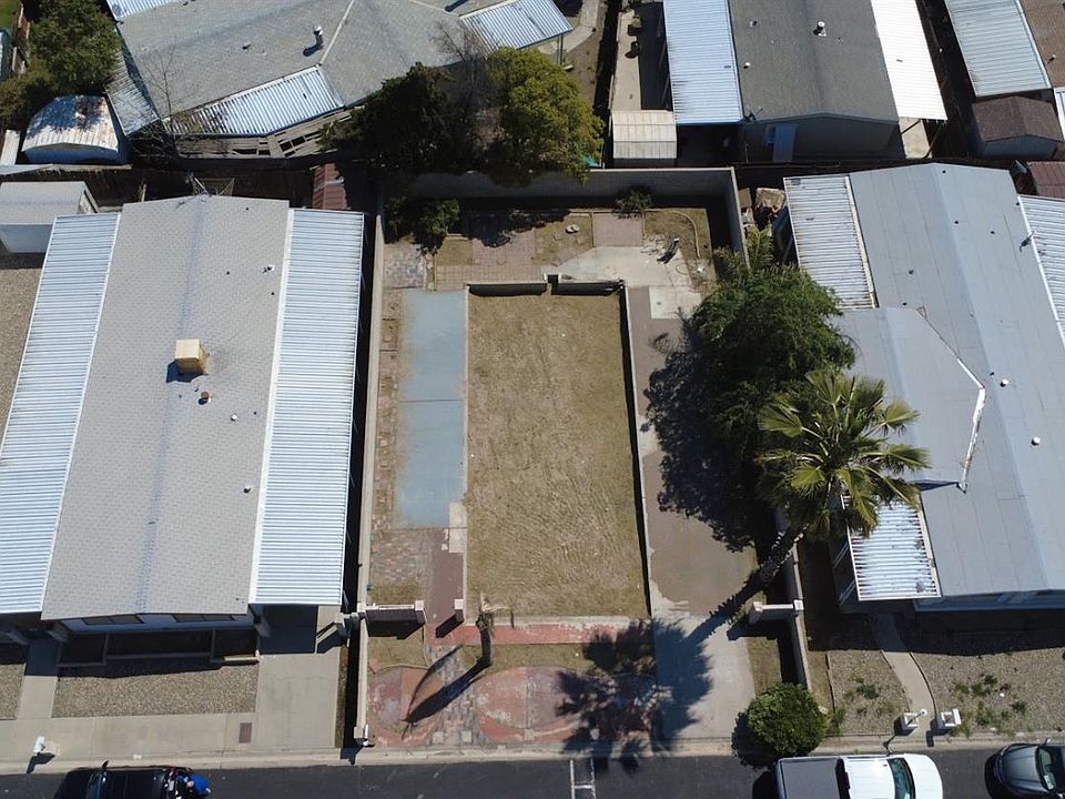 2nd image of 3601 S Chester Ave