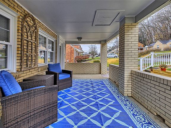 5th image of 42 Glenview Ave