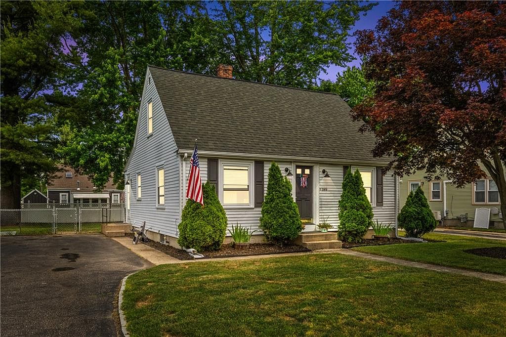 189 Hillard Ave, Warwick, RI 02886 Zillow