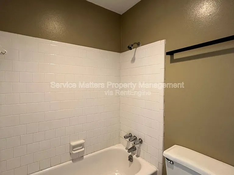 6876 Trading Post Ln — Photo 10