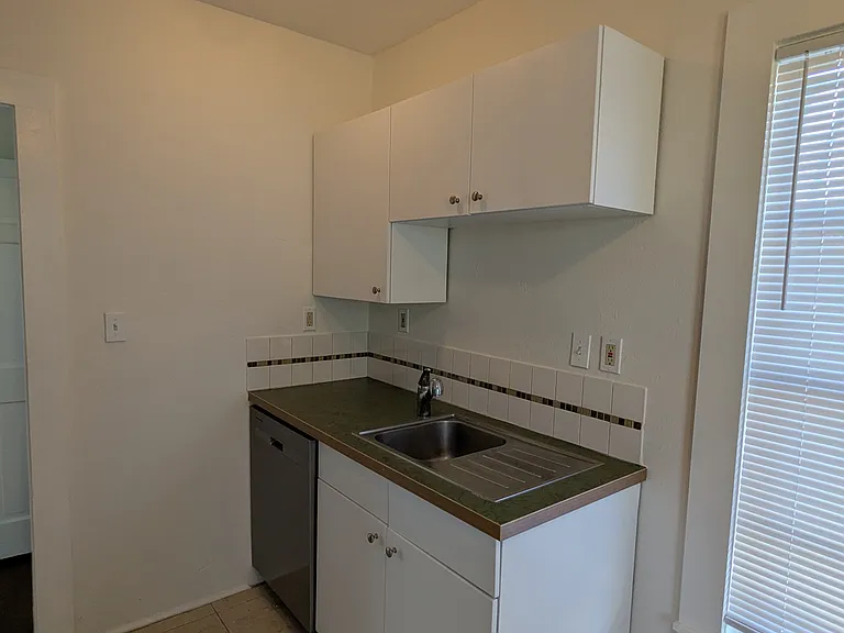127 S Peninsula Dr #3 — Photo 20