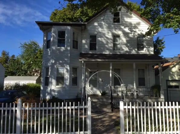 25 Passaic St, Dover, NJ 07801