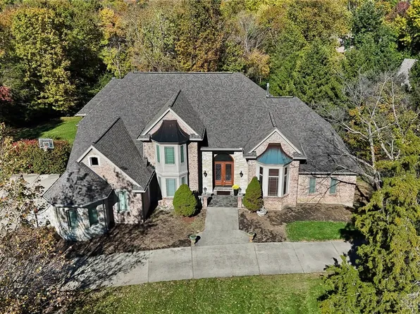 8050 Woodbridge Ct, Springboro, OH 45066