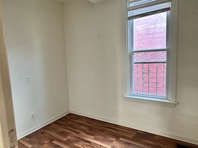 410 Floyd St #3 — Photo 12