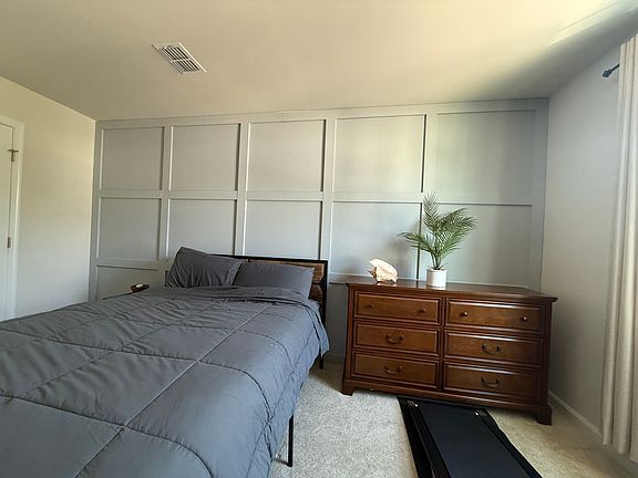 5th image of 136 Sarnesfield Way