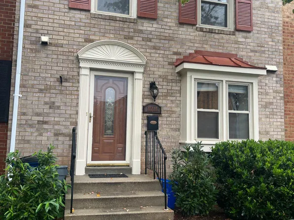 10218 Arizona Cir #16, Bethesda, MD 20817