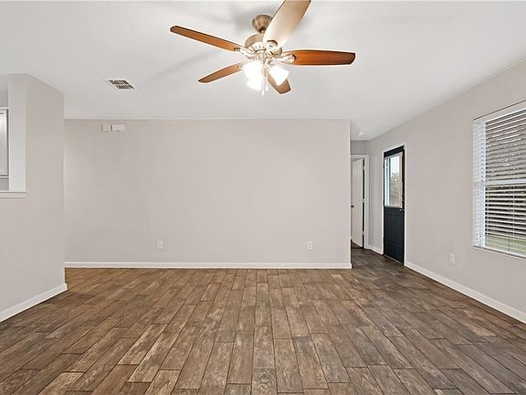 2nd image of 816 San Miguel Trl