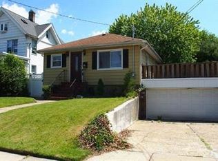 431 Manor Rd, Staten Island, NY 10314