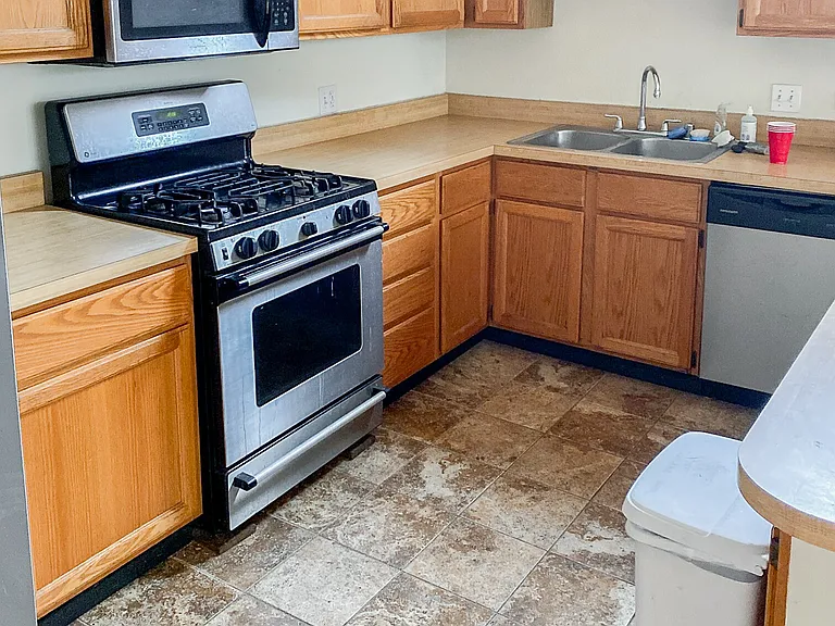 2944 N Racine Ave #1 — Photo 3